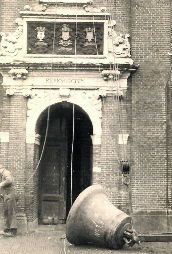 takelen-grote-klok-jan-1946